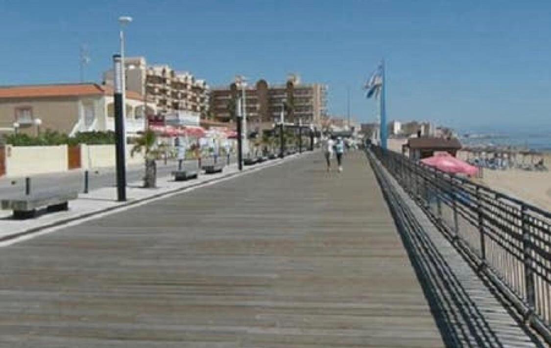 Apartment With Pool & Balcony Less Than 10Min Walk To La Mata Beach! Torrevieja Exteriér fotografie