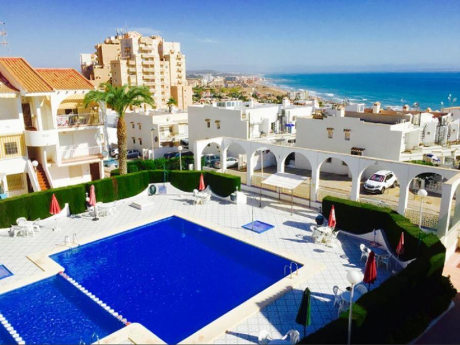 Apartment With Pool & Balcony Less Than 10Min Walk To La Mata Beach! Torrevieja Exteriér fotografie