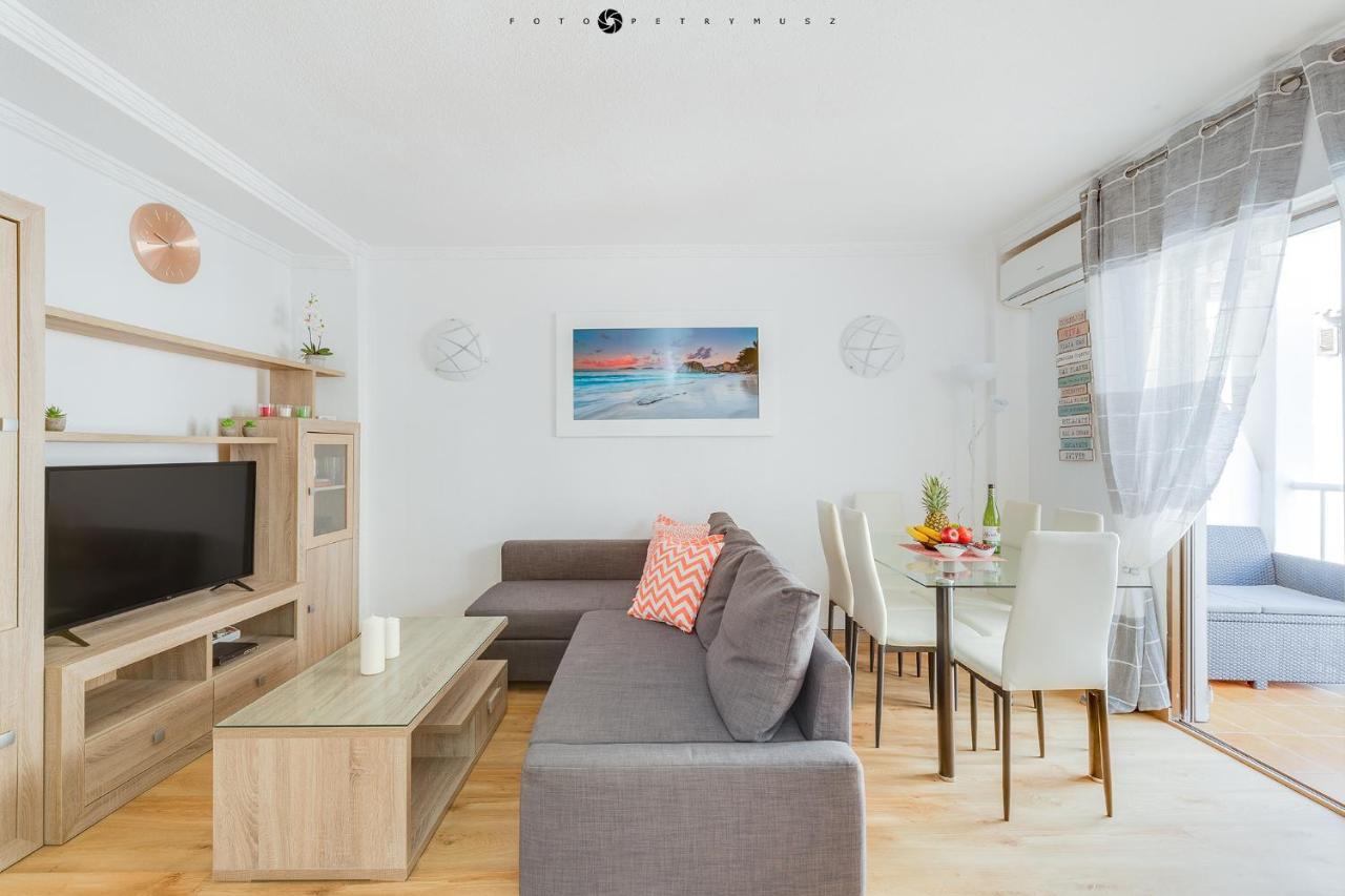 Apartment With Pool & Balcony Less Than 10Min Walk To La Mata Beach! Torrevieja Exteriér fotografie